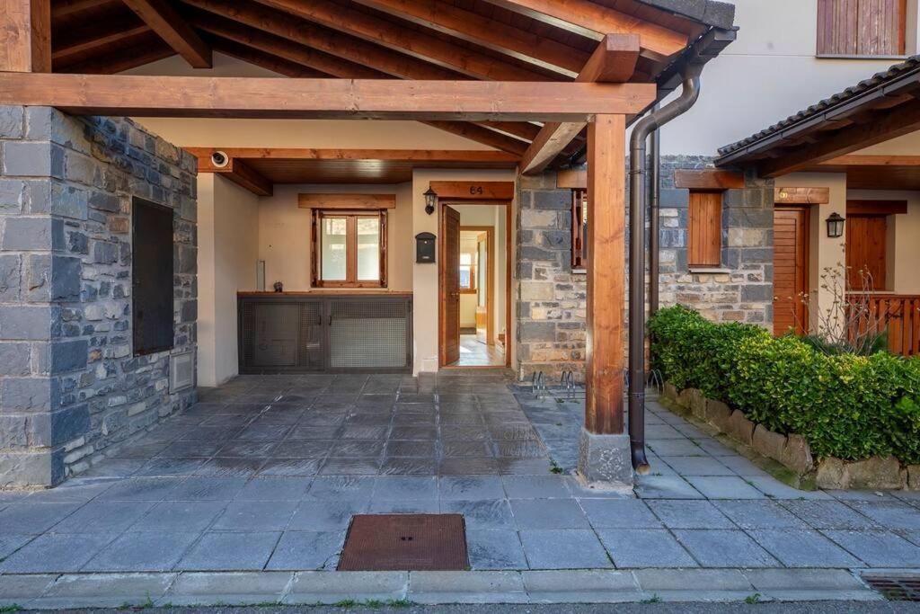 Casa Nieves Apartment Villanúa Екстериор снимка